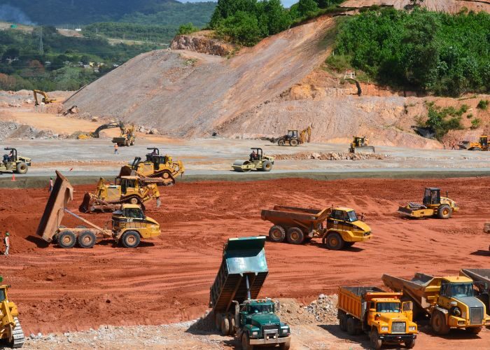 La logística trucks en faenas mineras chile